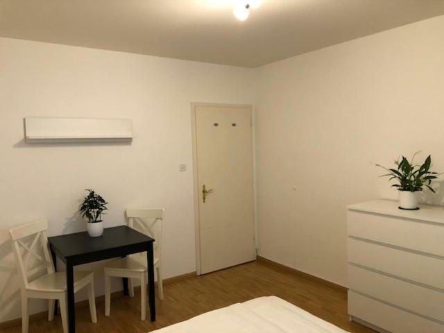 Luxury Black-white Accommodatie bij particulieren *